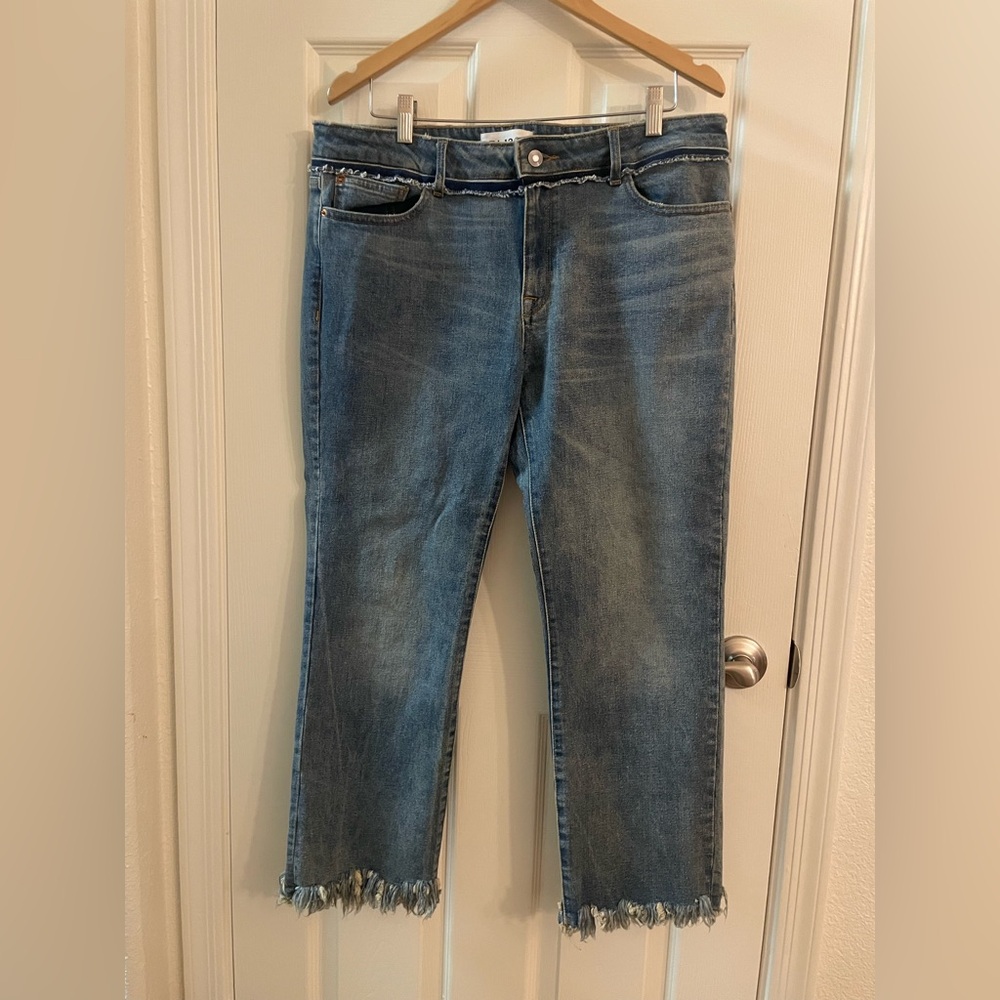 🌸 DL1961 Distressed Blue Ankle Jeans Mara Instasculpt Straight Ankle